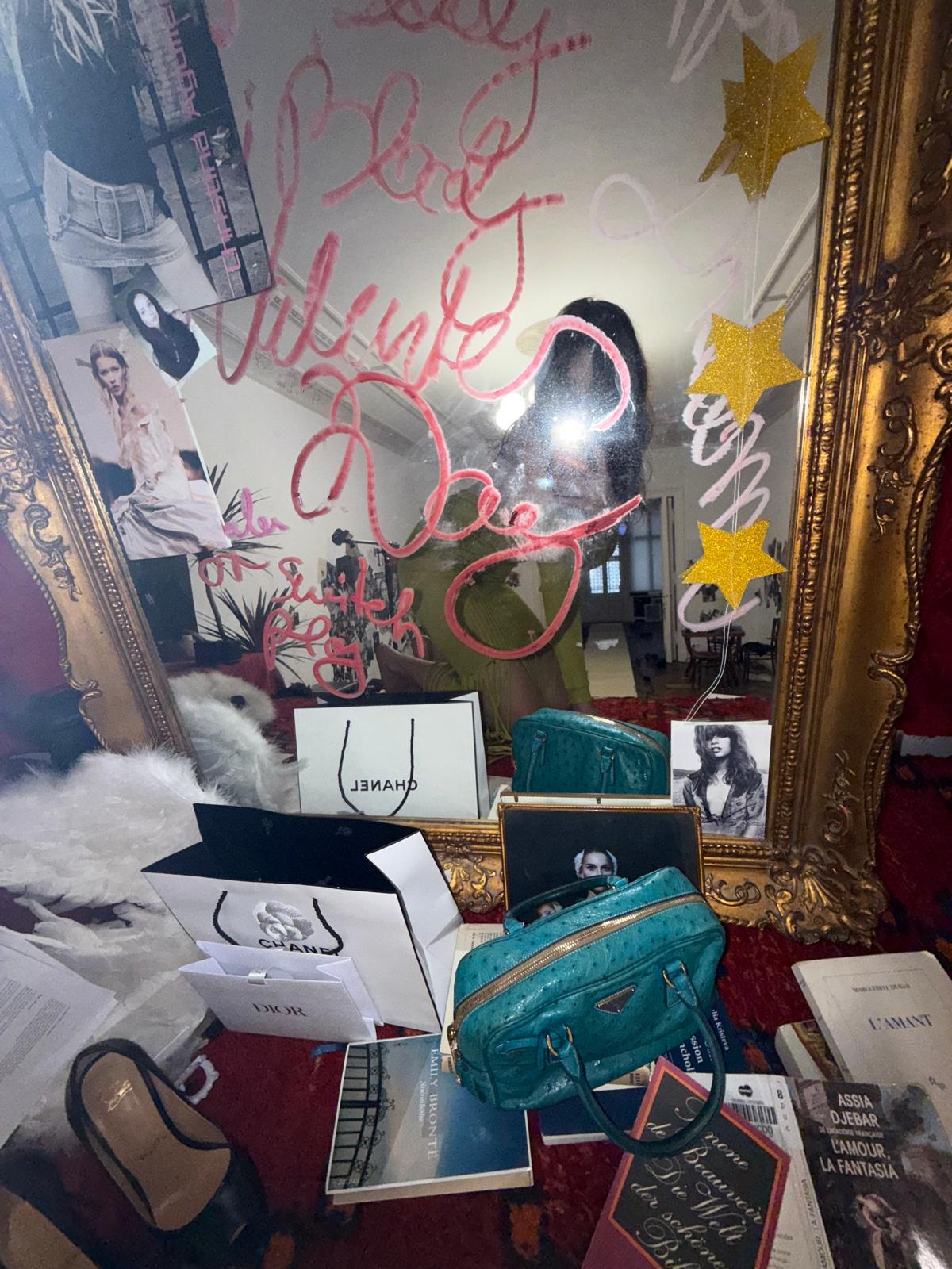 veronika dorosheva WARDROBE CONSULTING FOR ANNA GIEN – ANGEL CHAIR, CFA BERLIN